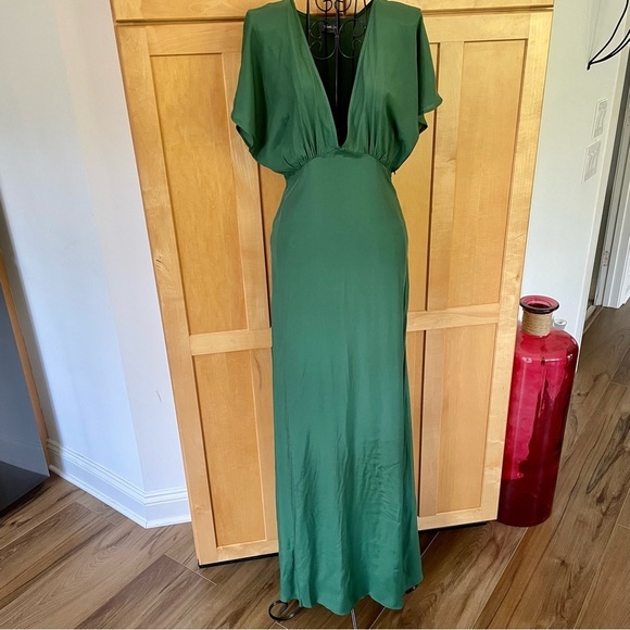 ModCloth Hunter green deep V neck short sleeve maxi Dress size XS - Picture 1 of 14